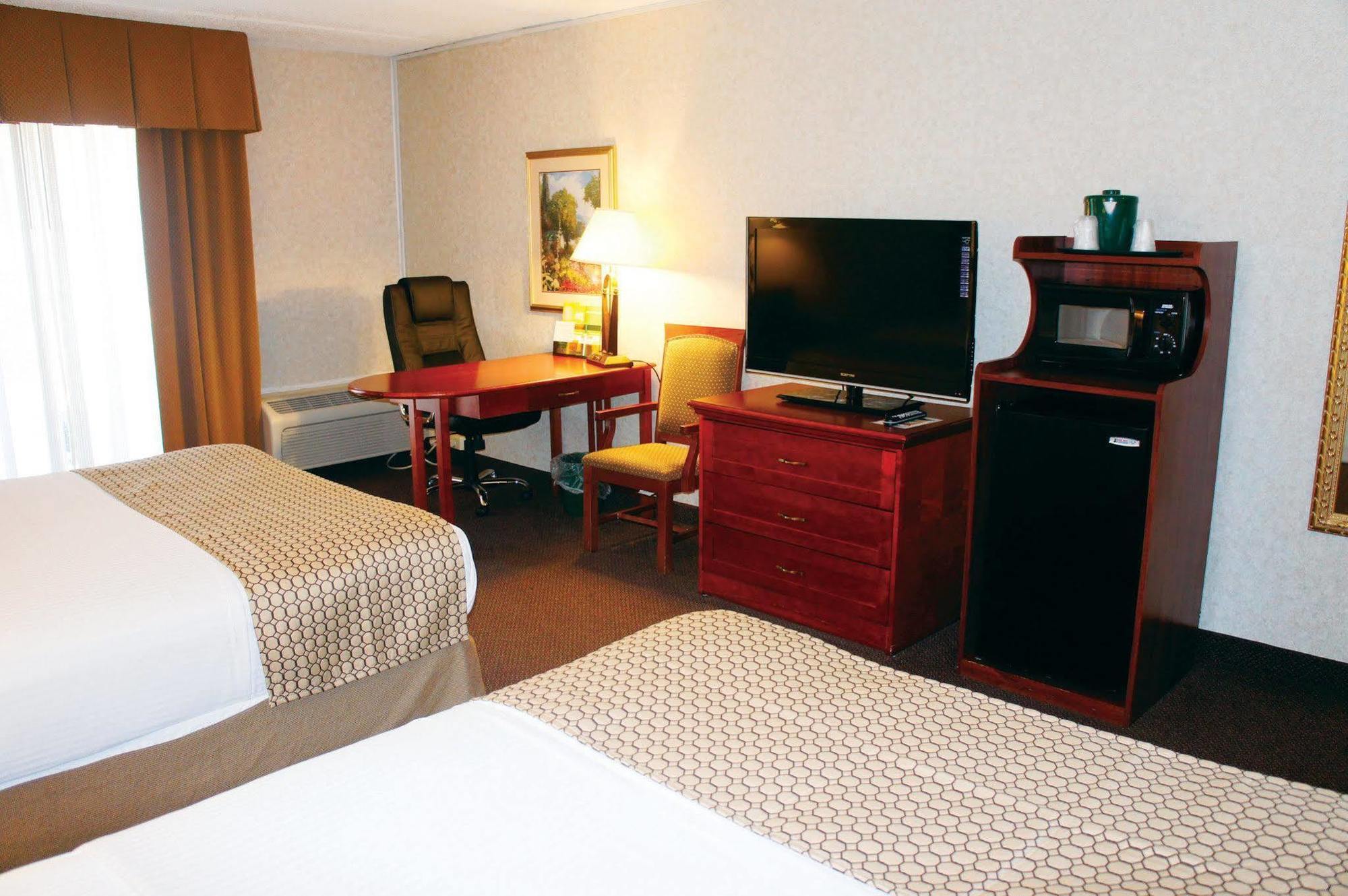 Baymont By Wyndham Norcross Atlanta Hotel Екстериор снимка